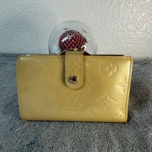 Louis Vuitton Vernis Kisslock Wallet